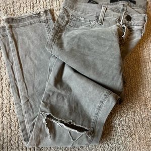 JBrand Distressed gray skinny Jean size 25